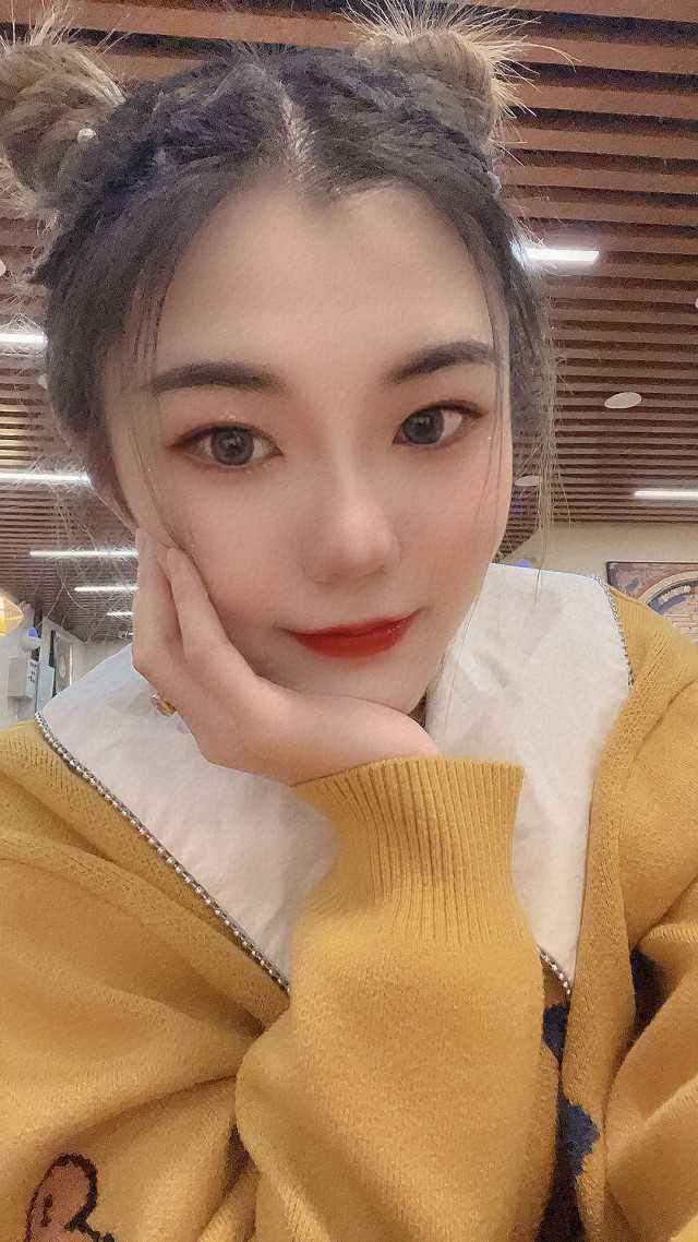 和平一个不错的妹子，又嫩又可爱